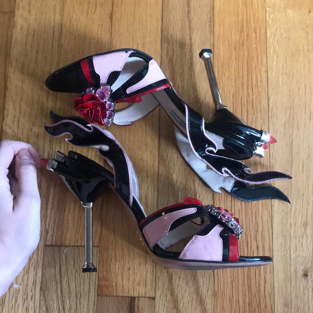 Prada Black and Red Heels with Floral Accent - Picture 7 of 8